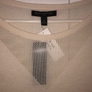 Banana republic light cream knit sweater